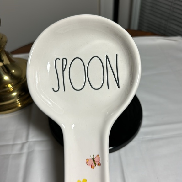 Rae Dunn spoon rest - Picture 2 of 3